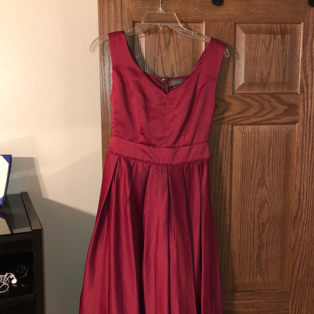 Gracia red high low gown